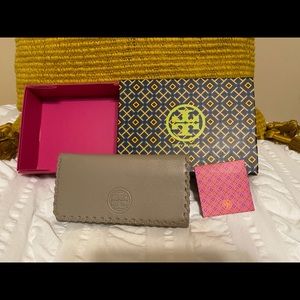 BRAND NEW Tory Burch Wallet